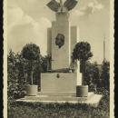 Pomnik Marszałka Piłsudskiego w Otwocku (pocztówka)